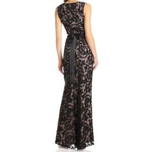 Adrianna Papell Women's Black Sleeveless Jewel Neck Lace Gown with Ribbon Belt